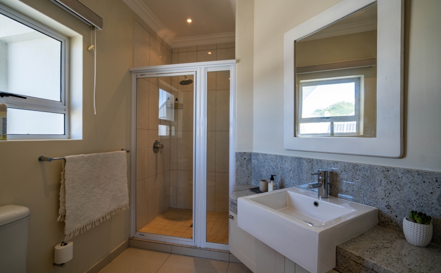 7 Bedroom Property for Sale in Royal Alfred Marina Eastern Cape
